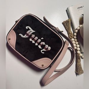 Juicy couture crossbody